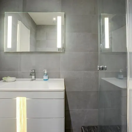 Beauty Saint Paul Renovated February 2026 Appartamento *